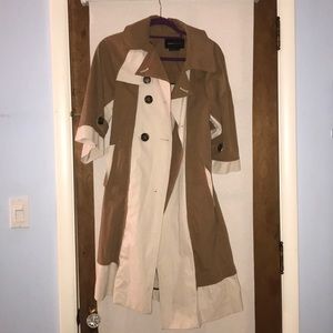 BCBG brown + cream trenchcoat